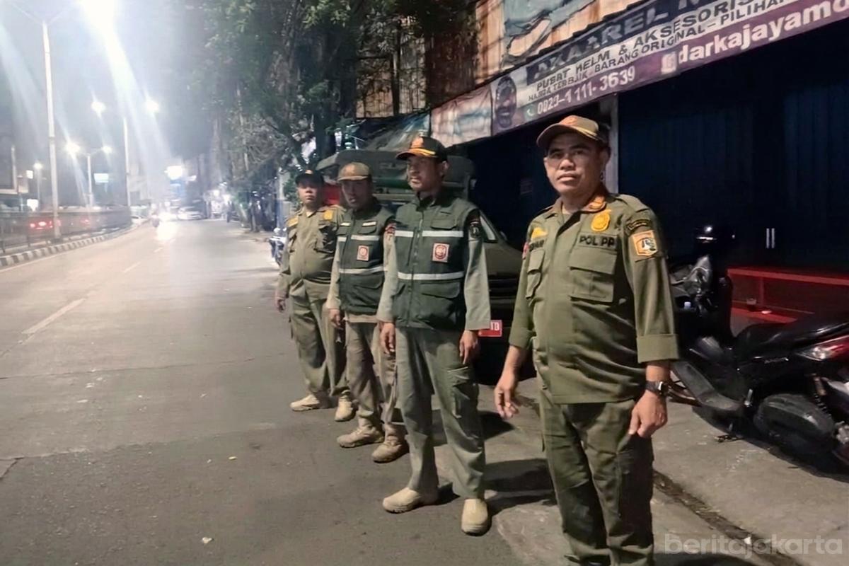 250 Satpol PP Jaga Jalan Raya Bogor
