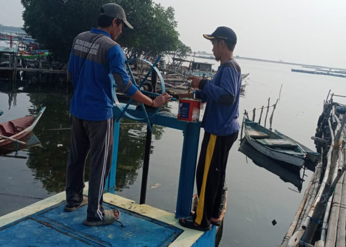 Sudin SDA Kepulauan Seribu Merawat Belasan Pintu Air di Pulau Lancang